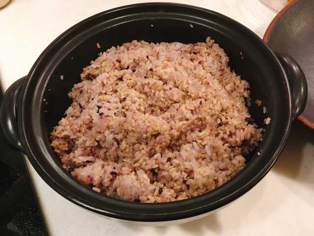 土鍋で炊いた酵素玄米